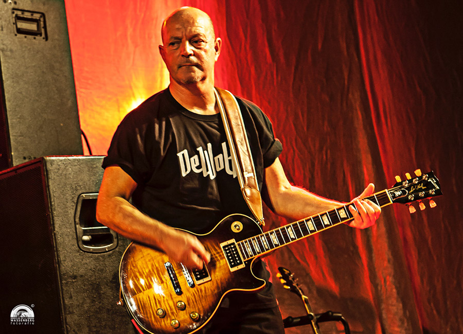 %_tempFileNamePeelpop_2015_028%