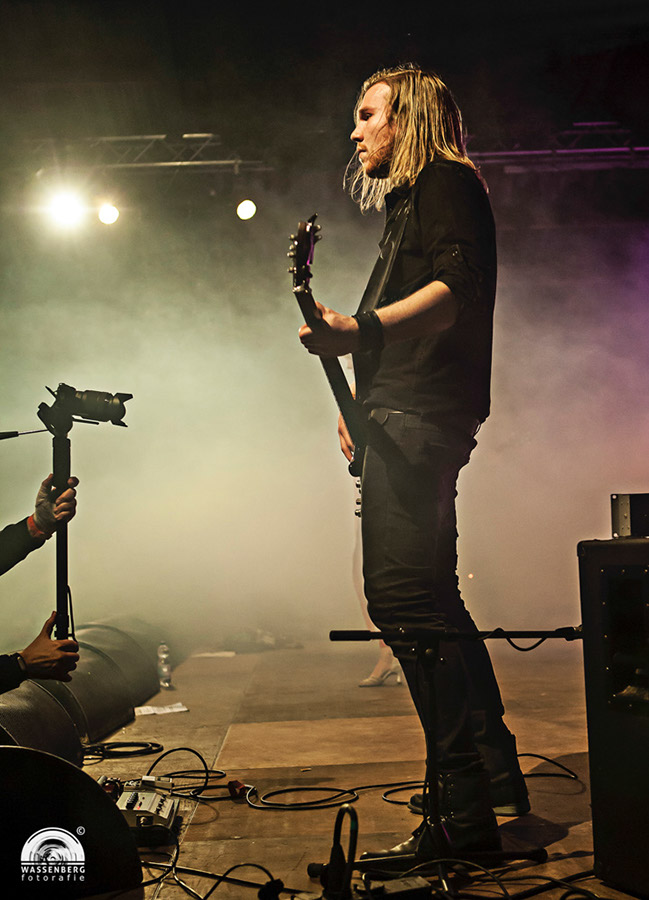 %_tempFileNamePeelpop_2015_059%