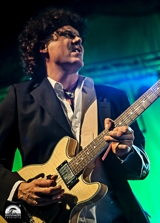 %_tempFileNamePeelpop_2015_065%