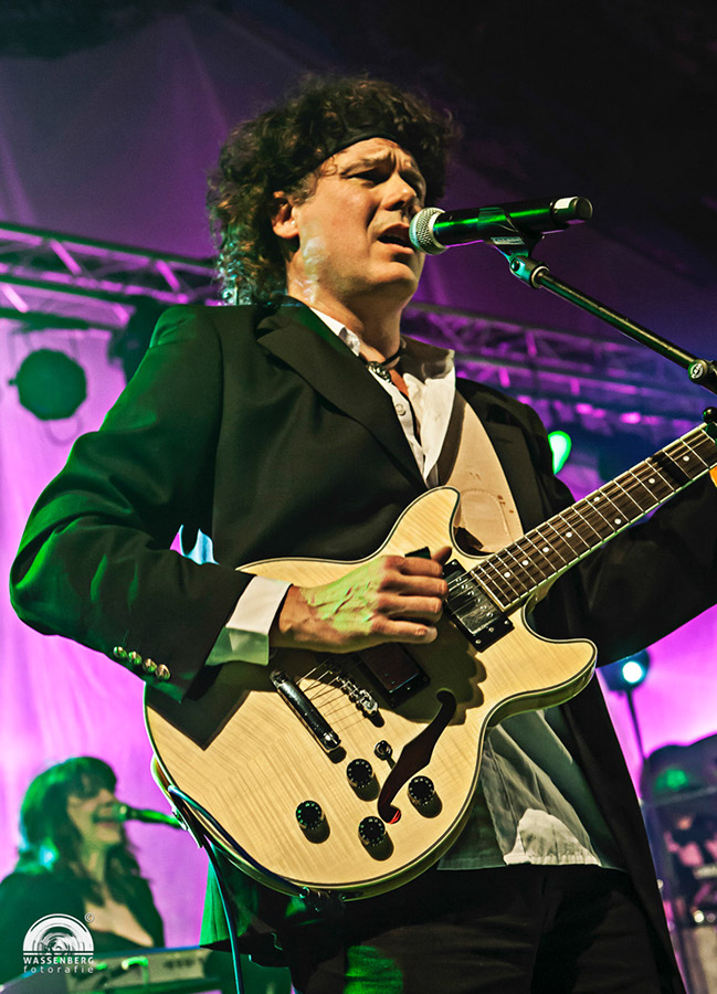 %_tempFileNamePeelpop_2015_076%